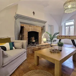 https://la-veore-baby-foot.hotels-rhonealpes.com