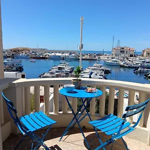 https://villa-carro-martigues.fr-provencehotel.com